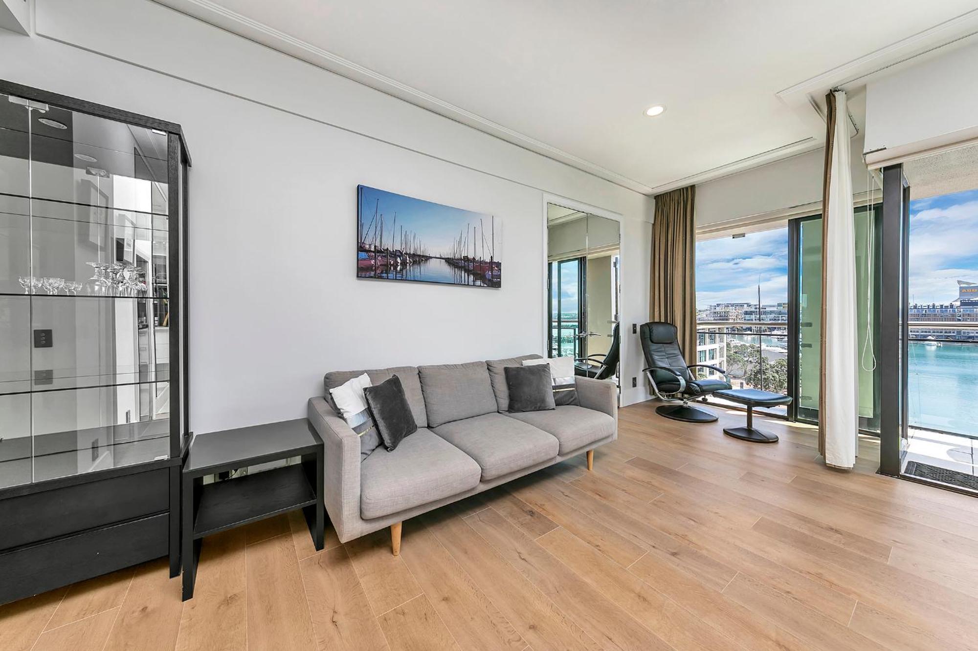 Exquisite Sun Soaked Corner Apartment Оукланд Екстериор снимка